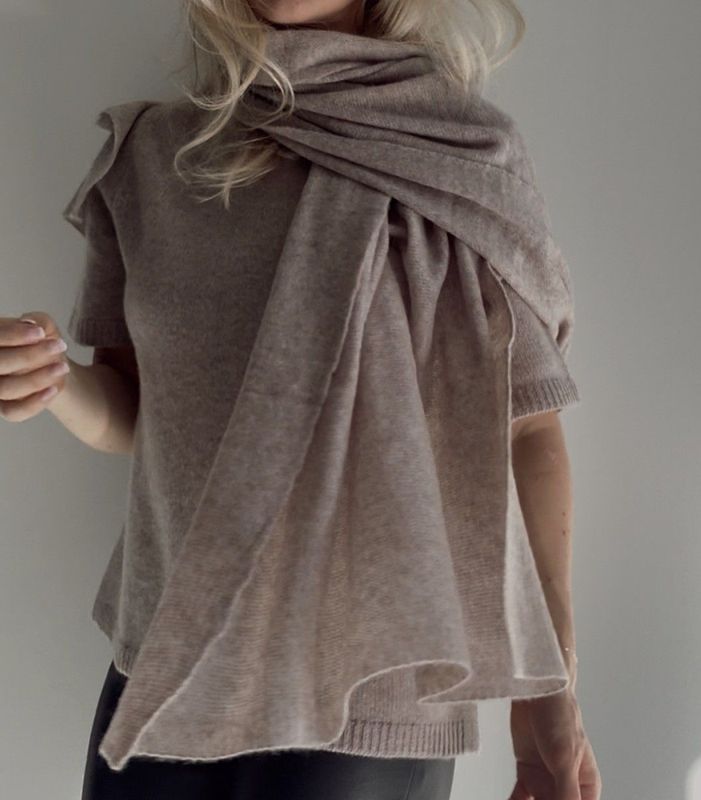 Amuse Knitted Scarf Sia black, choko, greige