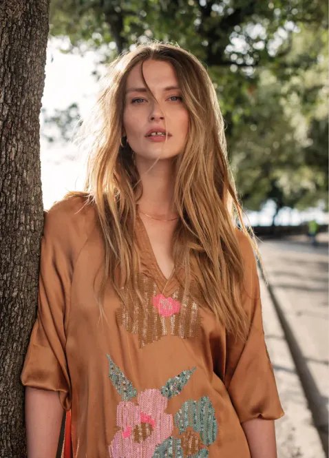 Hovedbilde Summum dress solid satin embroider - peanut